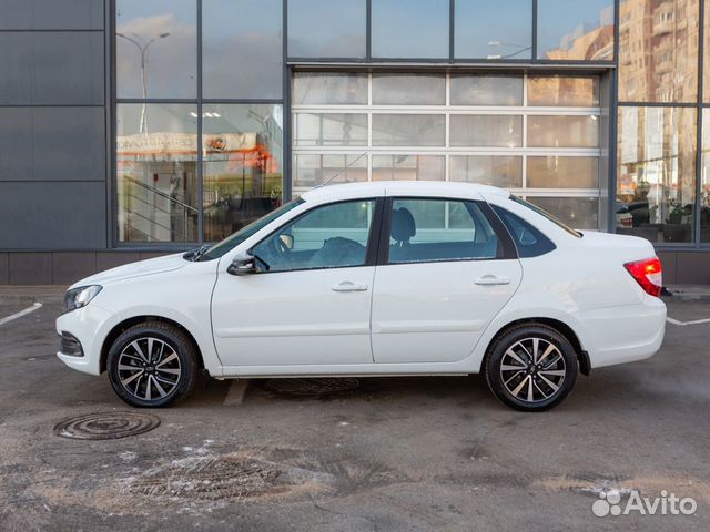 LADA Granta 1.6 МТ, 2022