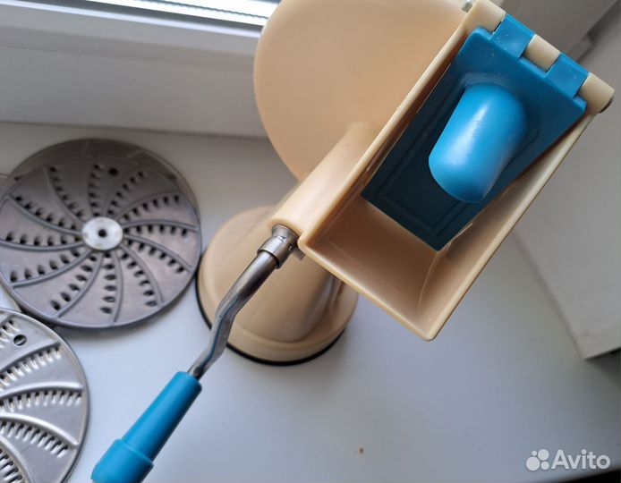 Терка для овощей механическая