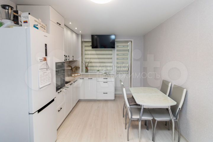 2-к. квартира, 43 м², 2/5 эт.