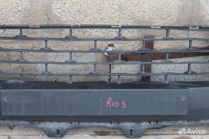 Kia Rio 4 решетка в бампер