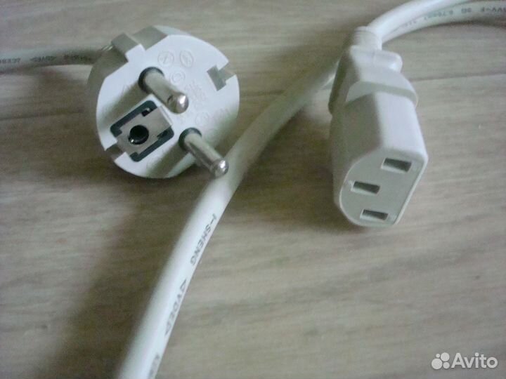 Шнур электропитания монитора