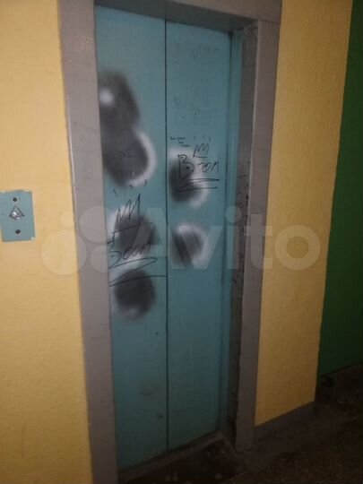 Комната 17 м² в 5-к., 5/9 эт.