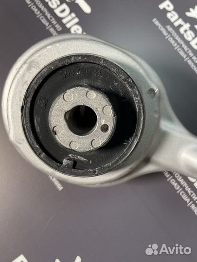 Рычаг передней подвески L 3821501 Lemforder