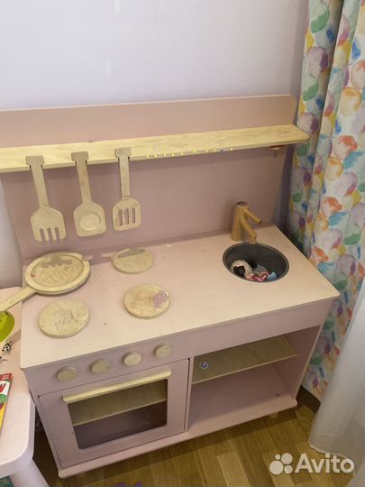 Детская игровая кухня деревянная