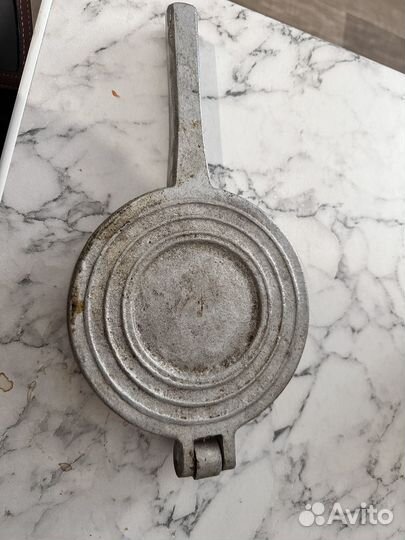 Сковорода СССР для печенья орешница