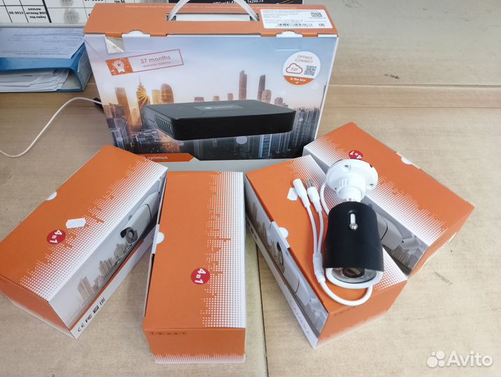 Комплект видеонаблюдения 4 камеры видеорегистратор