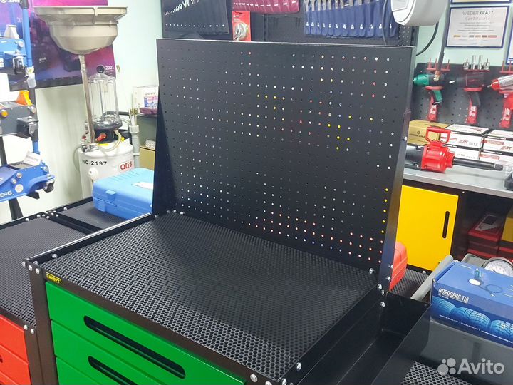 Тележка для инструмента 7 ящиков зелёная