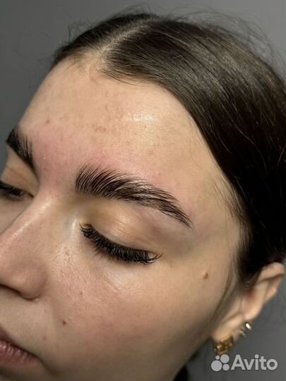 Оформление бровей