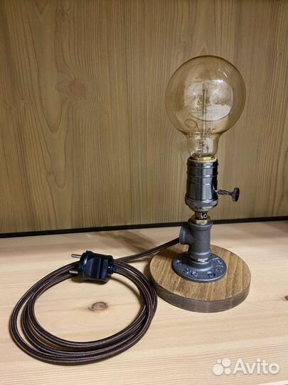 Настольная лампа в стиле Loft