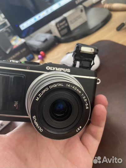 Olympus pen e-p3 + m.zuiko 14-42