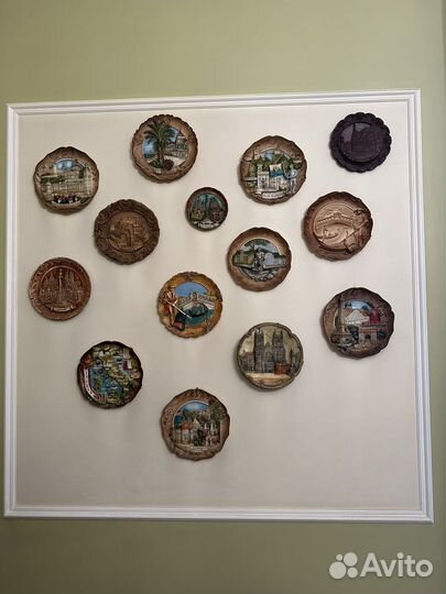 Коллекция декоративных настенных тарелок