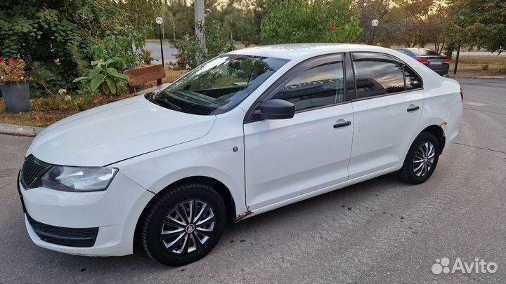 Skoda Rapid 1.6 МТ, 2015, 247 000 км