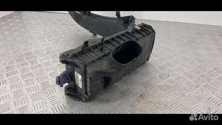 Корпус воздушногo фильтра BMW X5 F15 2015 8573869