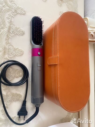 Стайлер dyson