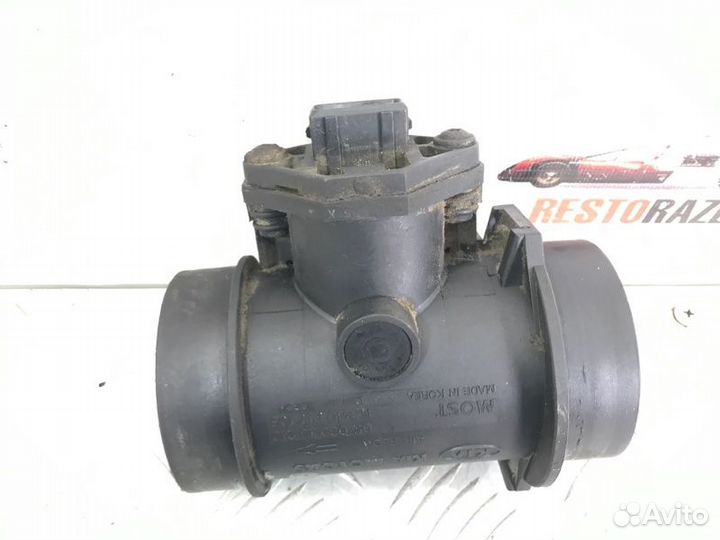 Датчик массового расхода воздуха Kia Sephia седан