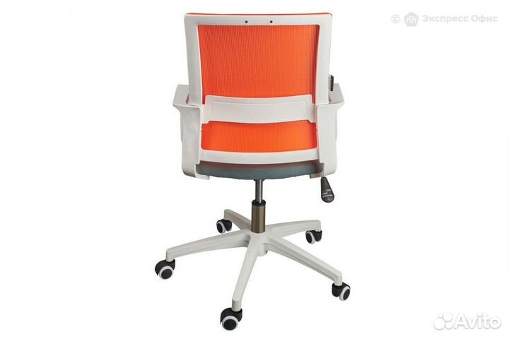Кресло офисное Бит LB white