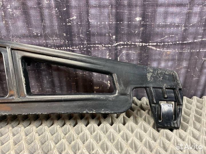 Крепление бампера заднее левое Bmw X5 E70 N62 2007