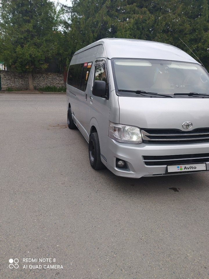 Toyota Hiace: фото владельца