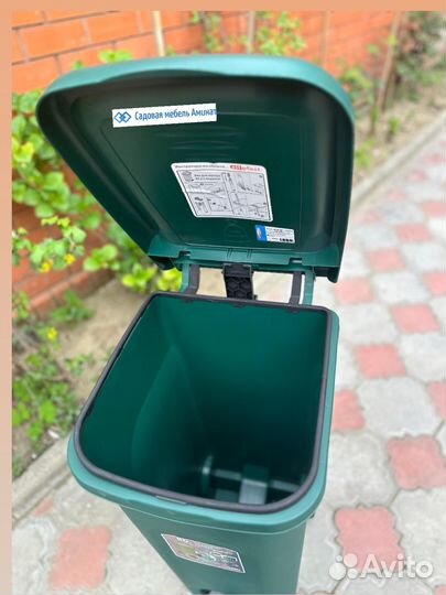 Бак для мусора уличный