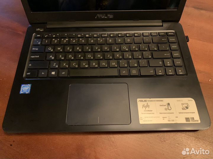 Ноутбук asus