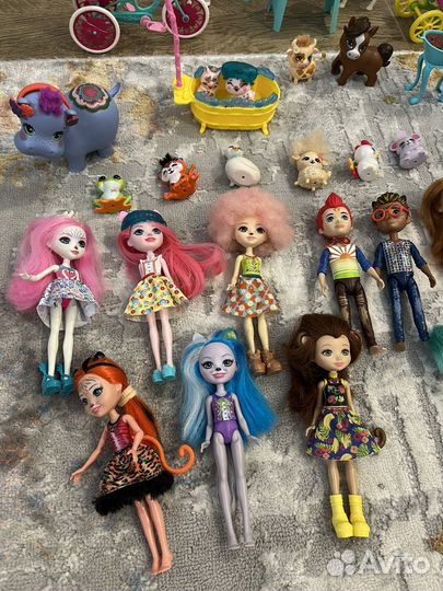 Набор кукол Enchantimals 13 штук с игрушками