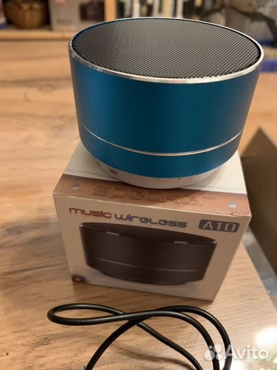 Портативная колонка