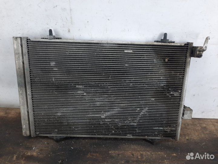 Радиатор кондиционера Peugeot 508 седан 2.0 2011