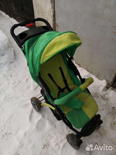 Прогулочная коляска