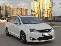 Chrysler Pacifica 3.6 AT, 2019, 66 000 км, с пробегом, цена 3 450 000 руб.