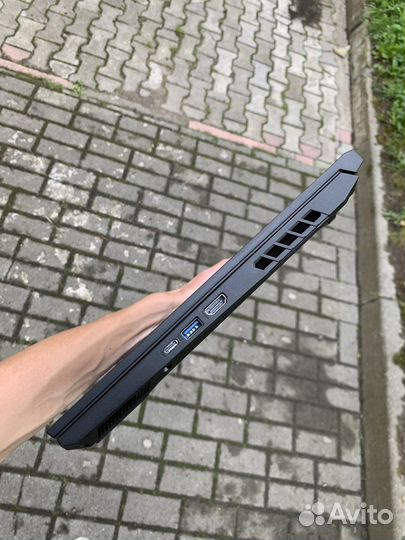 Acer Nitro 5 RTX 3050Ti 144Hz