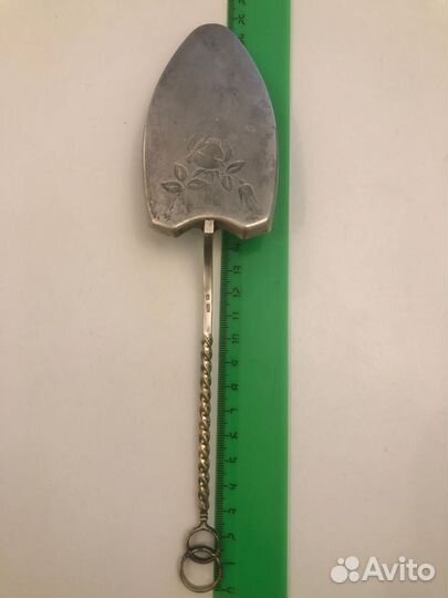 Серебряная лопатка для торта