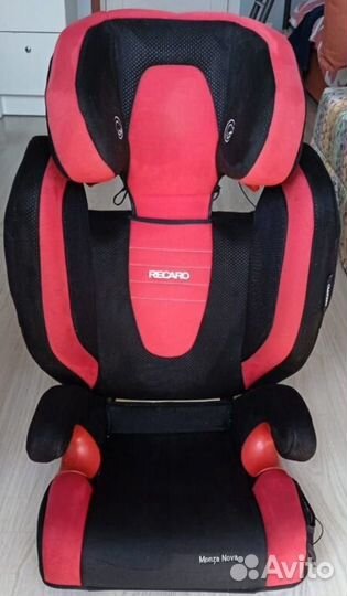 Аатокресло Recaro Monza Nova с динамиками