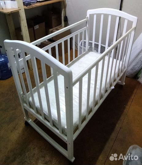 Кроватка из массива 120*60