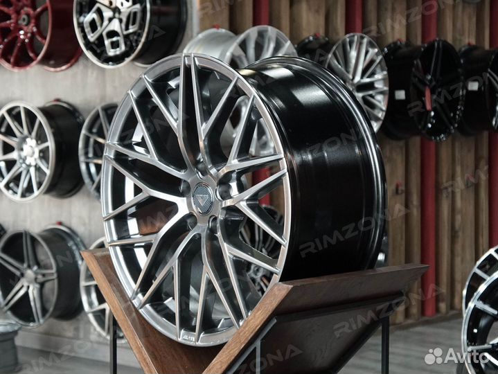 Литые диски Vorsteiner R18 для Skoda. Рассрочка