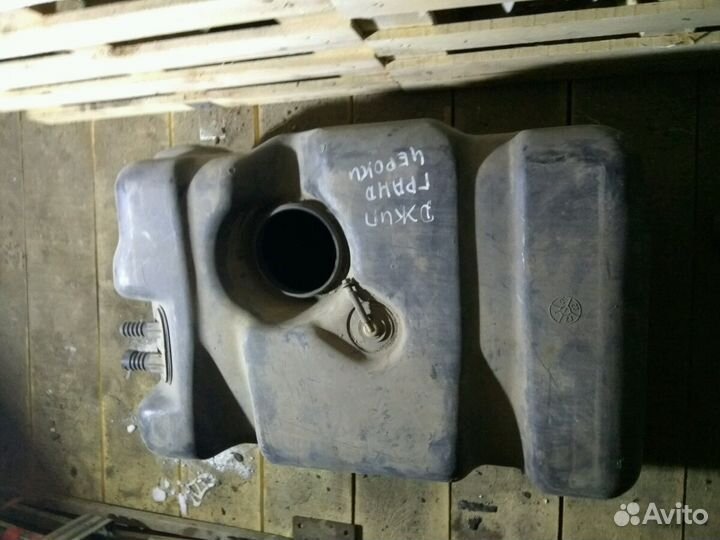 Топливный бак Jeep Grand Charokee