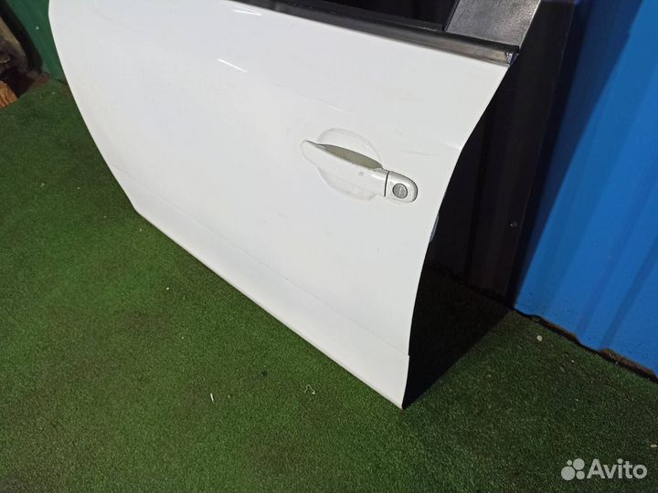 Дверь передняя левая Skoda Fabia 2 хэтчбек 5дв