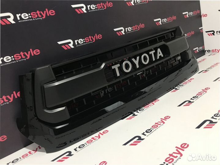 Решетка радиатора Toyota Tundra с 2013 U484