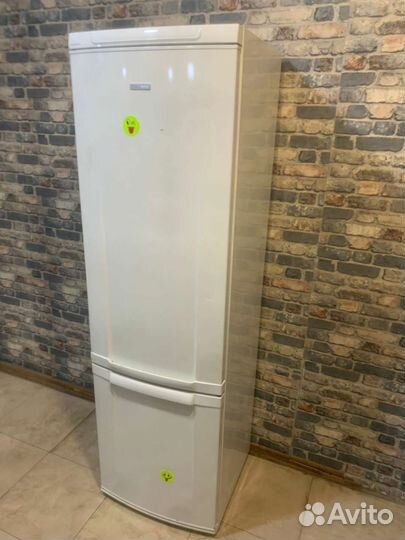 Холодильники с гарантией и доставкой бу