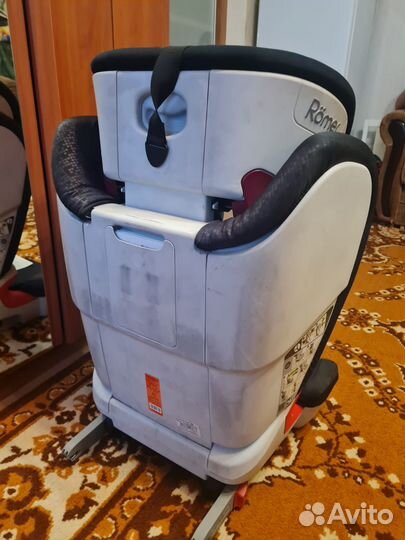 Автомобильное кресло britax romer