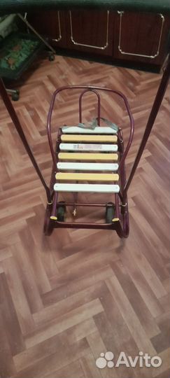 Детские санки на колесах