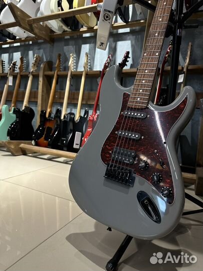 Электрогитары на выбор