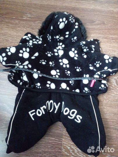 Комбинезон для маленькой собаки