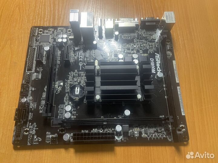 ASRock D1800M