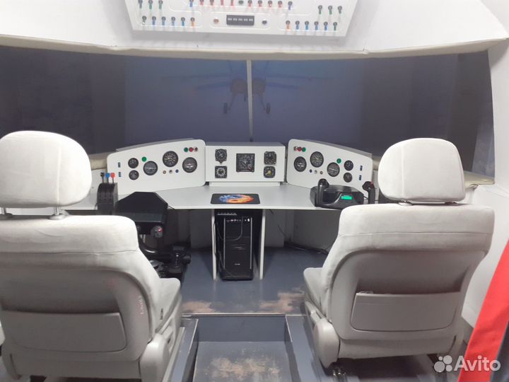 Самолёт - игровой авиасимулятор