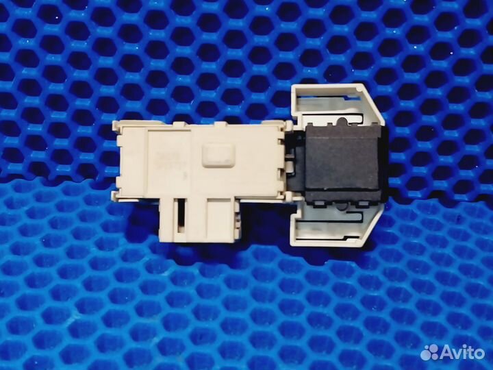 Убл Замок люка стиральной машины Bosch