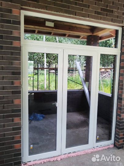 Пластиковые окна под ключ / остекление балконов