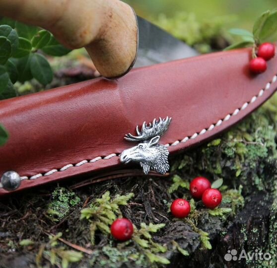 Значок брошь Лось голова фигура рог