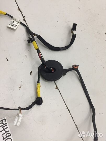 Электропроводка двери задняя правая (Kia Mohave)