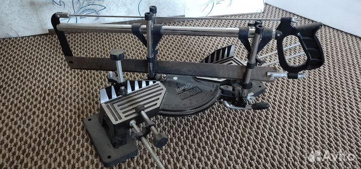 Стусло поворотно-наклонное