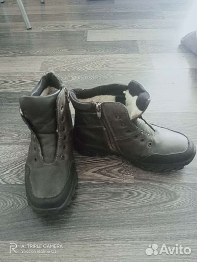 Продаю вещи для мальчика от 8 лет